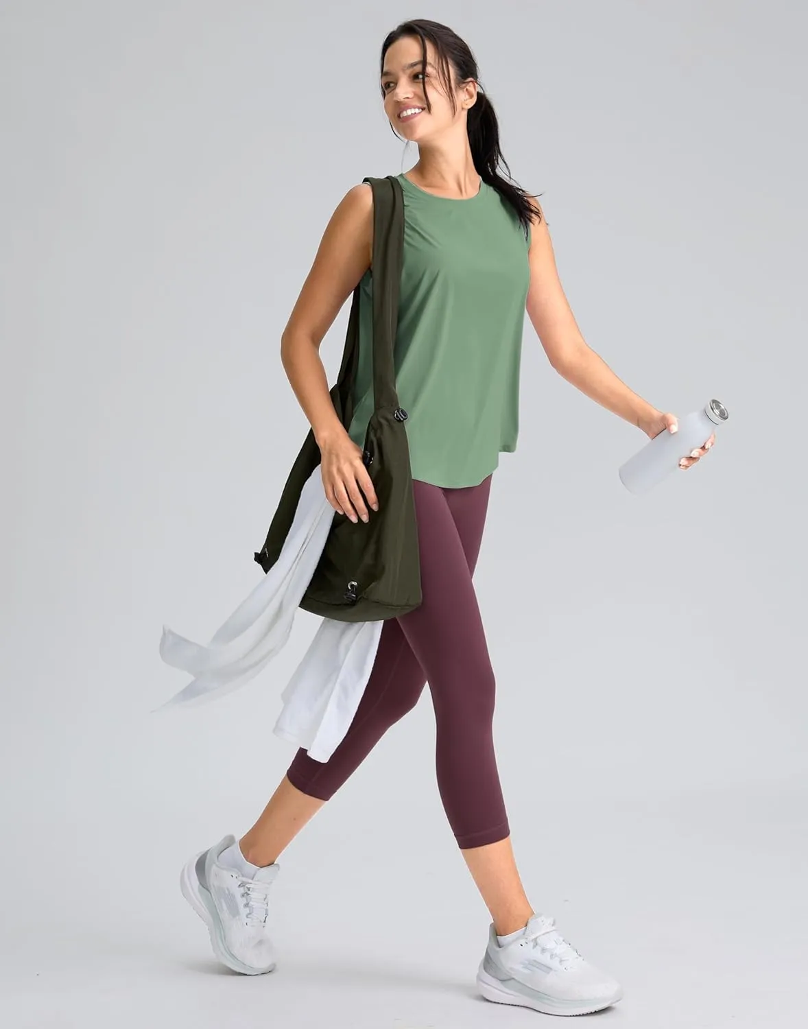 SANTINY Women's Sleeveless Workout Tops Breathable Lightweight Active Tennis Yoga Shirts Athletic Running Tank Tops for Women
